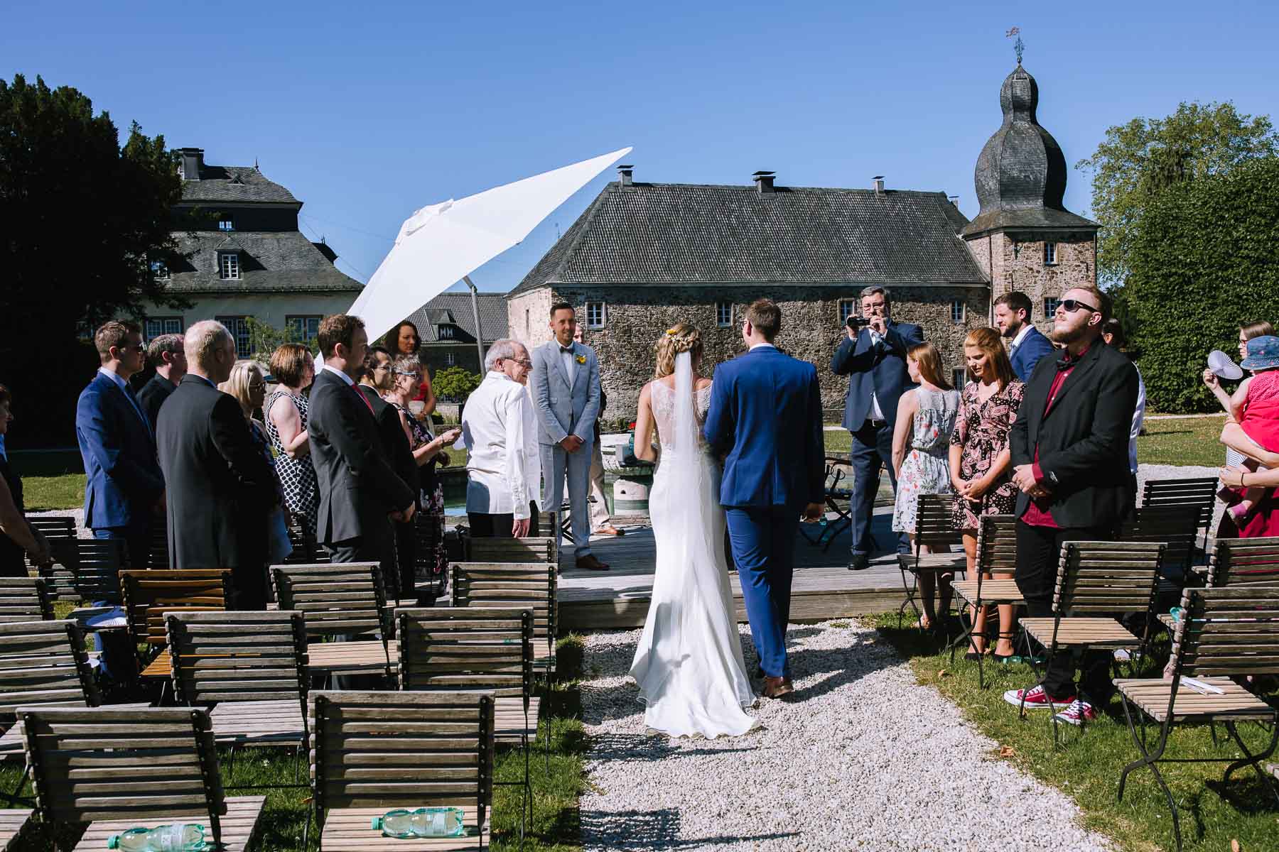 Hochzeitsfotografin sauerland hochzeitsfotograf ruhrgebiet schloss ehreshoven schlosshochzeit koeln hochzeit ruhrgebiet hochzeitsmesse nrw 40