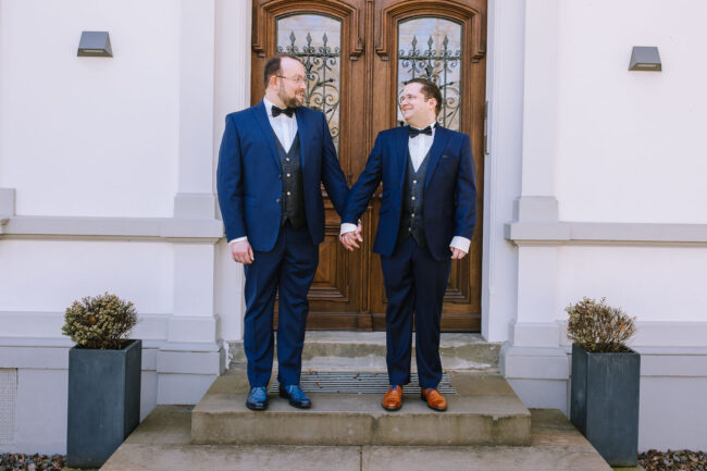Hochzeitsfotografin sauerland standesamt meinerzhagen villa im park lgbtq gleichgeschlechtliche ehe sportalm gipfelglueck 89 1