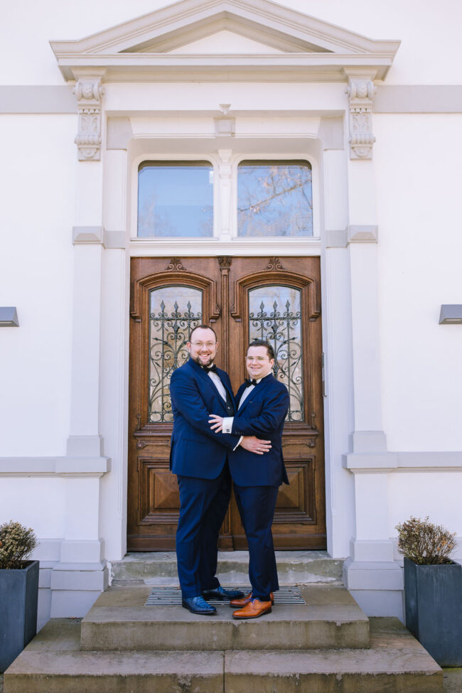 Hochzeitsfotografin sauerland standesamt meinerzhagen villa im park lgbtq gleichgeschlechtliche ehe sportalm gipfelglueck 90