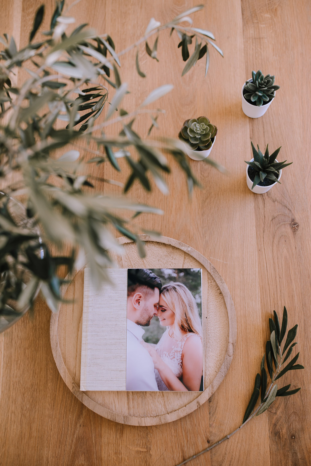 weddingalbum hochzeitsalbum fotoprodukte hochzeitsfotografin sauerland fineart fotograf nrw hochzeitslocation nrw