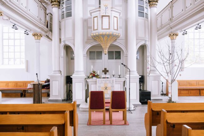 hochzeitsfotografin sauerland hückeswagen pauluskirche bergisches land hochzeitsmesse gummerbach meinerzhagen attendorn rheinland hochzeitslocation nrw (1)