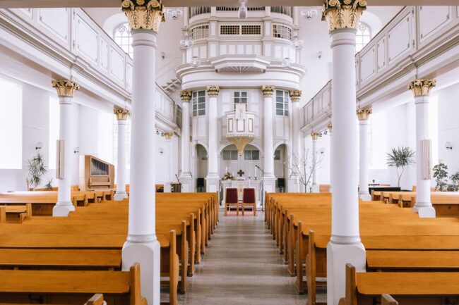 hochzeitsfotografin sauerland hückeswagen pauluskirche bergisches land hochzeitsmesse gummerbach meinerzhagen attendorn rheinland hochzeitslocation nrw (2)