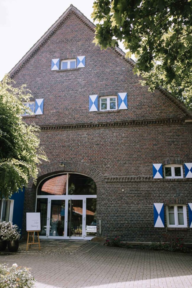 Hof Middendorf Bergkamen Hamm hotel am kloster werne Hochzeitsfotografin Hochzeitslocation NRW Ruhrgebiet Muensterland Sauerland (3)