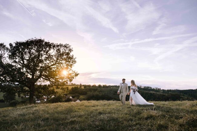 gasthof spelsberg altena schalksmuehle hochzeitsfotografin sauerland hochzeitslocation nrw hochzeitsfotograf ruhrgebiet freie trauung hochzeits wg seite an seite (935)