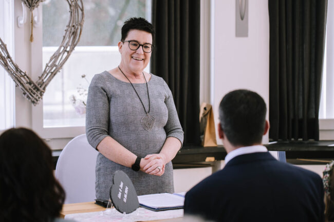 hohe bracht lennestadt hochzeitslocation sauerland hochzeitsfotografin hochzeitsfotograf nrw miriam folak meinerzhagen kirchhundem hochsauerland hsk olpe attendorn (231)