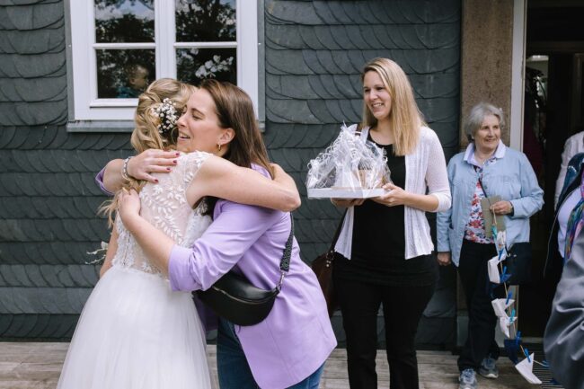 hohe bracht lennestadt hochzeitslocation sauerland hochzeitsfotografin hochzeitsfotograf nrw miriam folak meinerzhagen kirchhundem hochsauerland hsk olpe attendorn (449)
