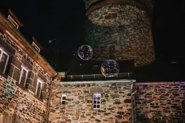 villa bubenzer freudenberg hochzeit schloss friedewald hochzeitsfotografin sauerland westerwald ambientetrauung schlosshochzeit hochzeitsfotograf ruhrgebiet (1030)