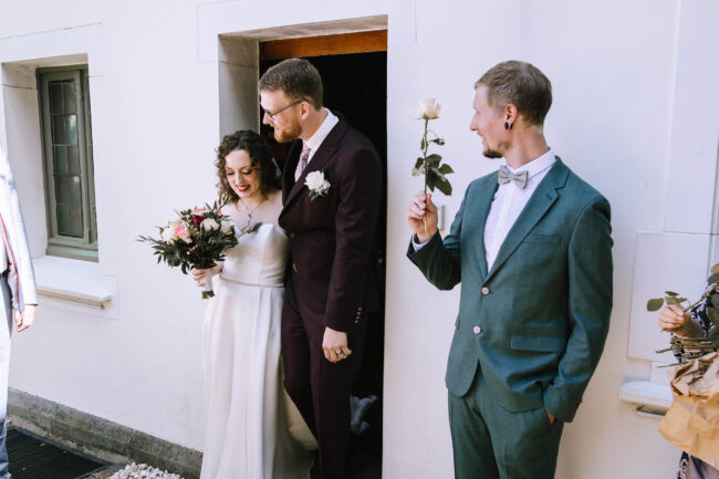 villa bubenzer freudenberg hochzeit schloss friedewald hochzeitsfotografin sauerland westerwald ambientetrauung schlosshochzeit hochzeitsfotograf ruhrgebiet (204)
